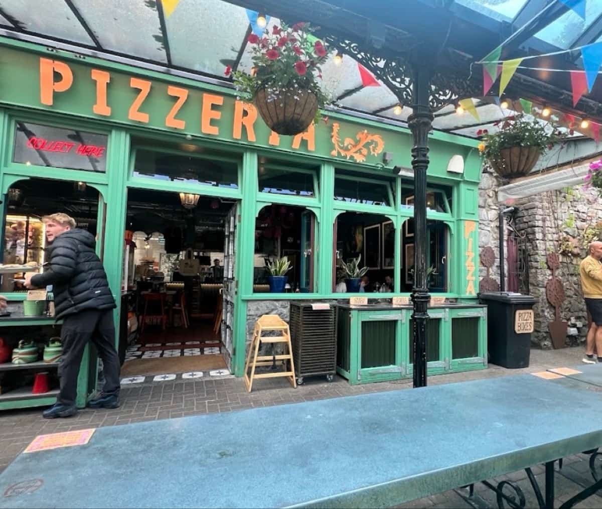 Hangin’ Pizzeria
